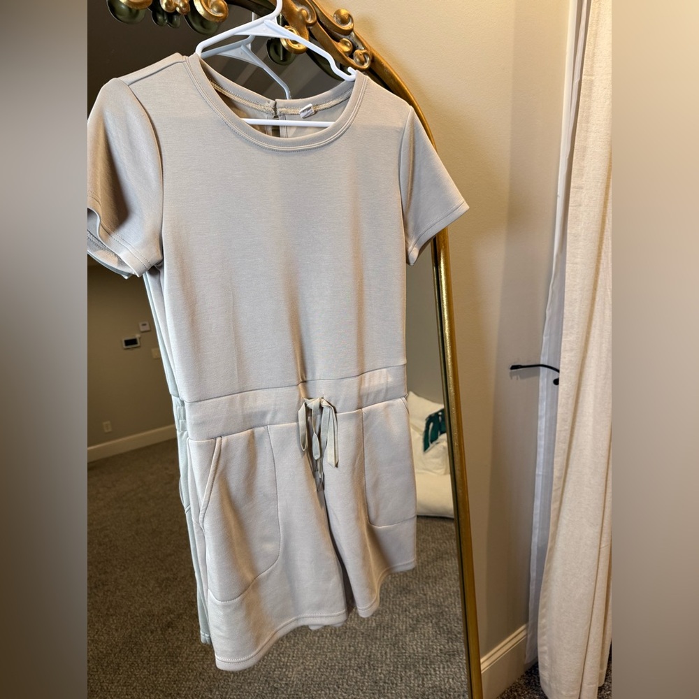 Beige romper